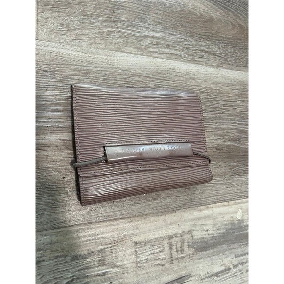 Authentic Vintage Louis Vuitton Wallet Trifold Women Lilac Epi Print - Picture 2 of 10